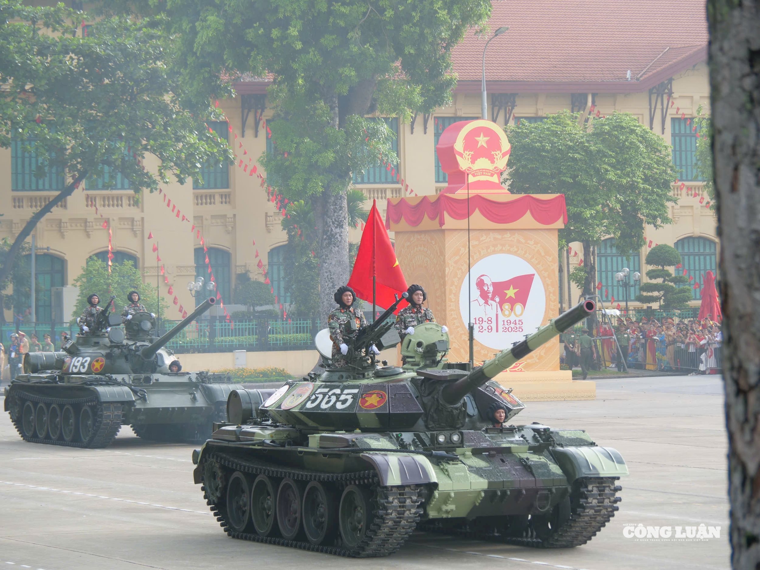 56.jpg