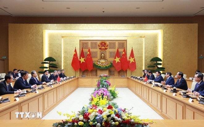 Thủ tướng Phạm Minh Chính hội kiến Ủy viên trưởng Nhân đại Toàn quốc Trung Quốc Triệu Lạc Tế. (Ảnh: Dương Giang/TTXVN) ttxvn-0209-thu-tuong-tiep-uy-vien-truong-nhan-dai-trung-quoc-6.jpg