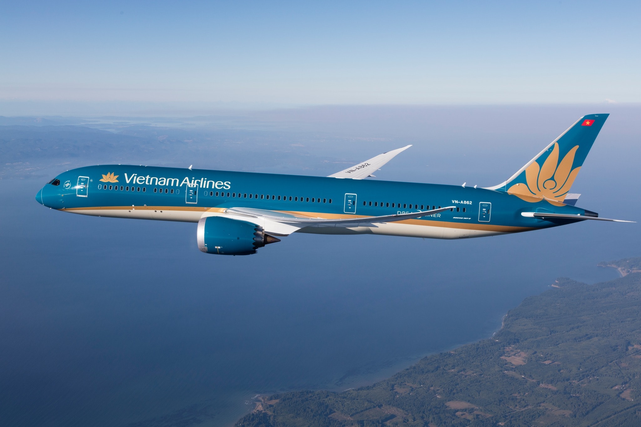 1. Vietnam Airlines Group mở bán hơn 3,5 triệu ghế phục vụ Tết Nguyên đán 2026