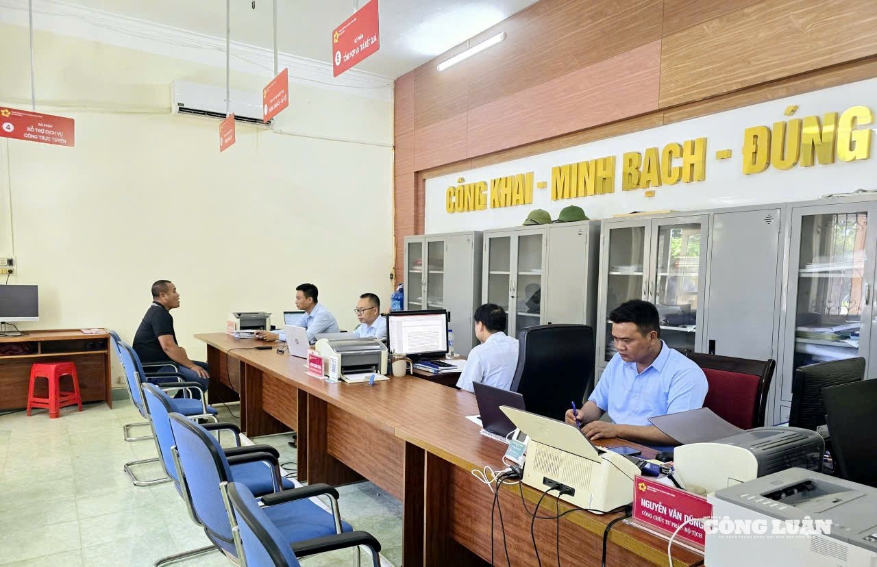 anh-3-chinh-quyen-dia-phuong-2-cap-quang-ninh-hoat-dong-hieu-qua.jpg