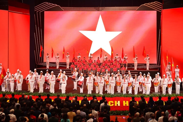 TRỰC TIẾP: Lễ khai giảng đặc biệt của 1,7 triệu thầy, cô và gần 30 triệu học sinh, sinh viên- Ảnh 7.