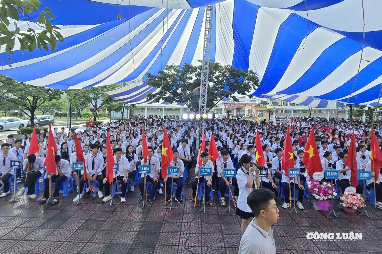 anh-6-quang-ninh-khai-giang-nam-hoc-moi.jpg