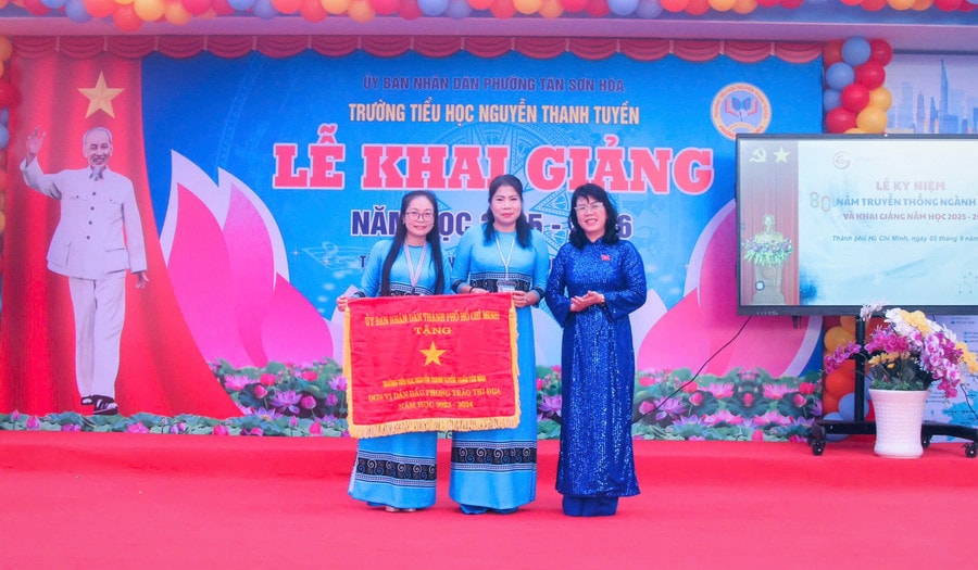 khai-giang-nam-hoc-moi-4.jpg