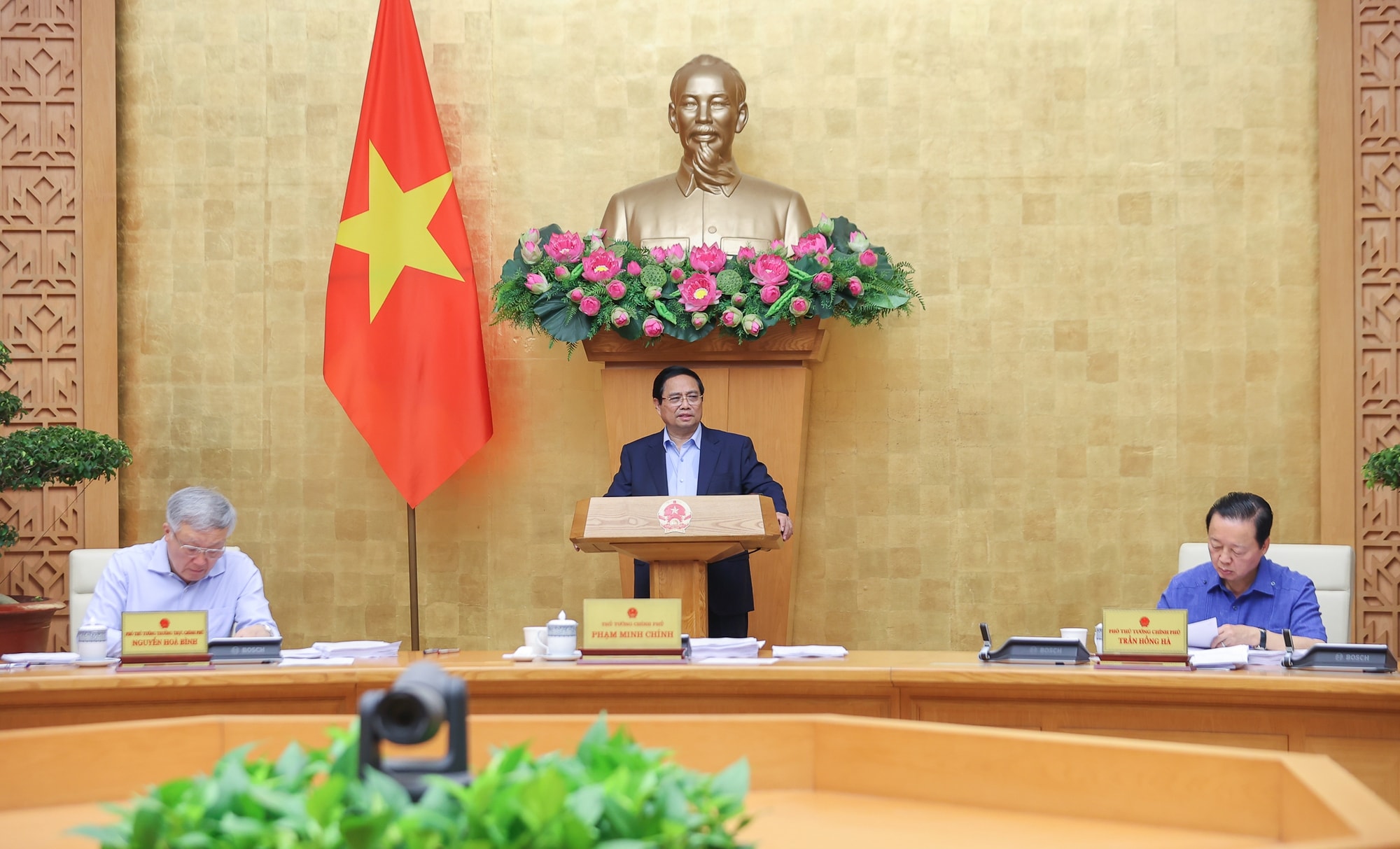 Thủ tướng Phạm Minh Chính chủ trì phiên họp Chính phủ tháng 8/2025- Ảnh 3. Thủ tướng Phạm Minh Chính chủ trì phiên họp Chính phủ tháng 8/2025- Ảnh 3.