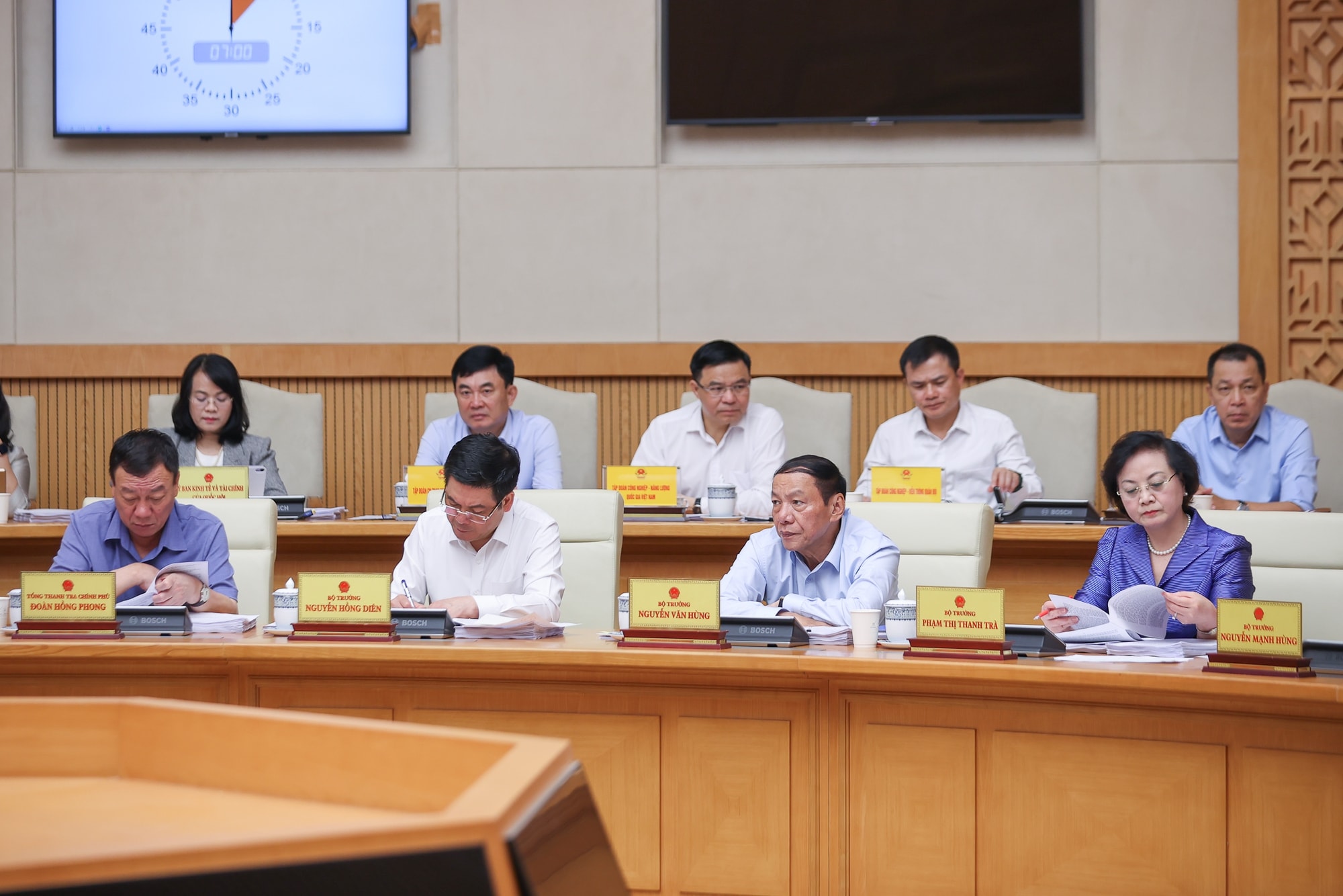 Thủ tướng: Kiên định mục tiêu tăng trưởng cao nhưng bền vững, ổn định và phát triển- Ảnh 5. Thủ tướng: Kiên định mục tiêu tăng trưởng cao nhưng bền vững, ổn định và phát triển- Ảnh 5.