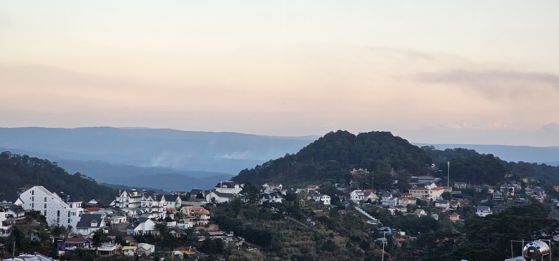 dalat220240625115911-1719302802673-171930280423435669192.jpg