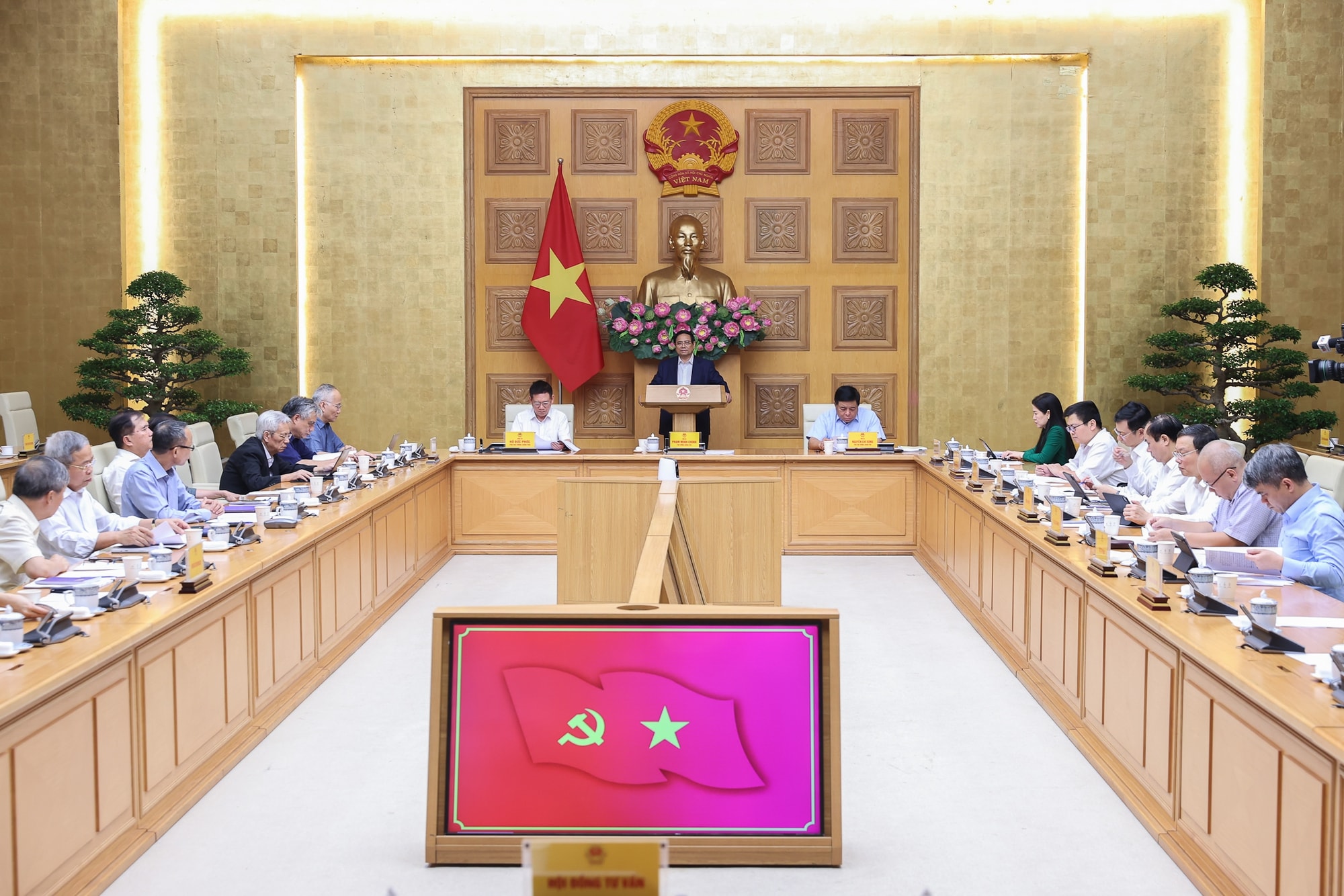 Thủ tướng Phạm Minh Chính làm việc với Hội đồng Tư vấn chính sách- Ảnh 1. Thủ tướng Phạm Minh Chính làm việc với Hội đồng Tư vấn chính sách- Ảnh 1.