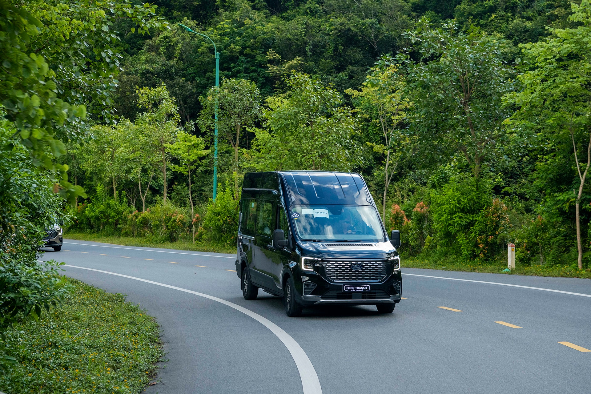 Mẫu xe thương mại hạng nhẹ Ford Transit cũng nằm trong diện được hưởng ưu đãi - Ảnh: HT