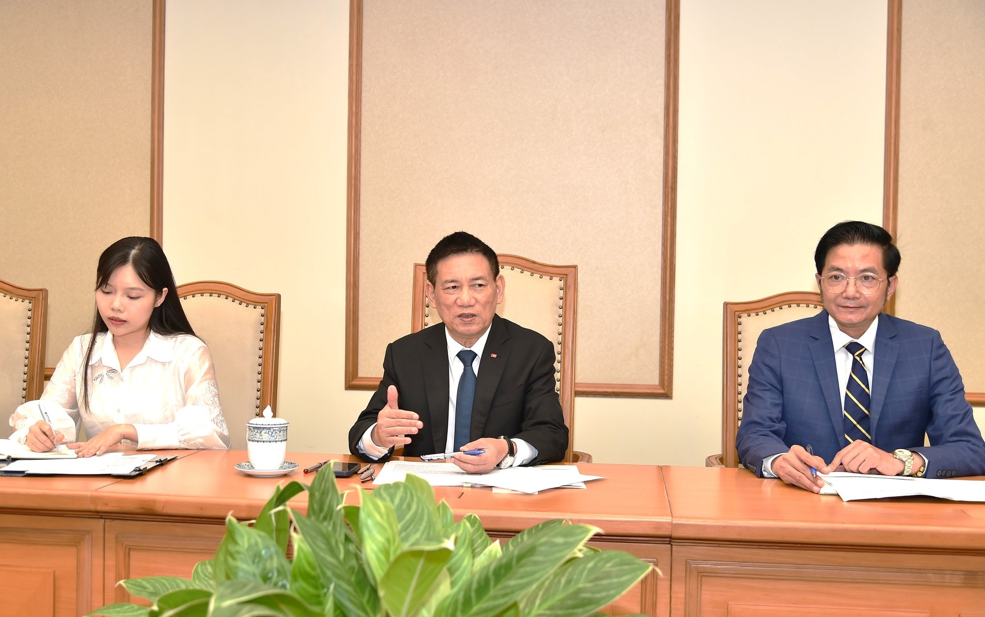 Cùng nhau thúc đẩy mạnh mẽ hơn nữa quan hệ Việt Nam - Hàn Quốc trong thời gian tới- Ảnh 1. Cùng nhau thúc đẩy mạnh mẽ hơn nữa quan hệ Việt Nam - Hàn Quốc trong thời gian tới- Ảnh 1.
