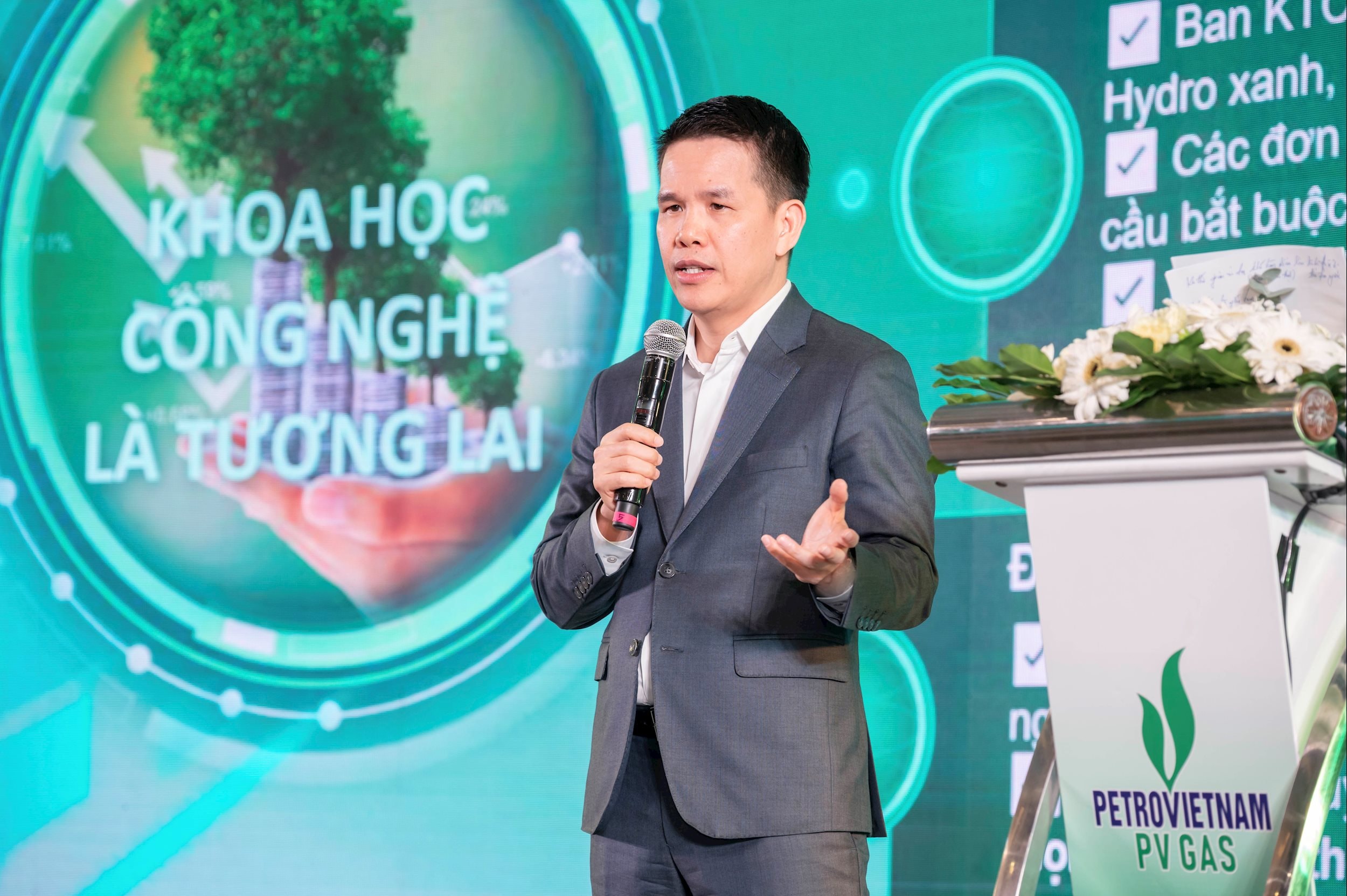 Hình 3 - TGĐ phát biểu