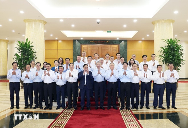 tong-bi-thu-to-lam-chu-tri-buoi-lam-viec-voi-ban-thuong-vu-dang-uy-chinh-phu-8266959-8.jpg