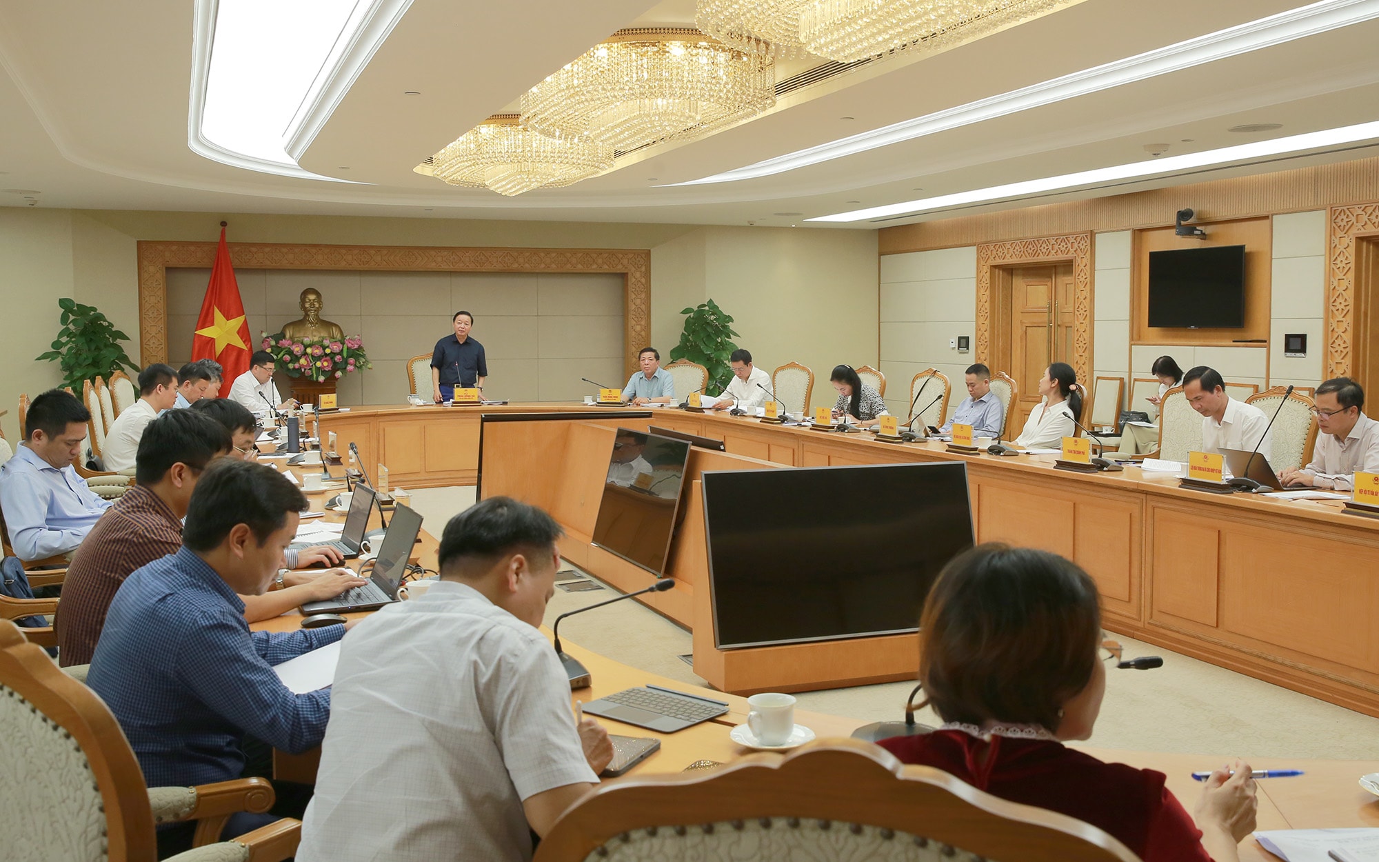 Sửa đổi Luật Xây dựng bảo đảm đồng bộ pháp luật, cắt giảm thủ tục, khuyến khích đổi mới- Ảnh 6.