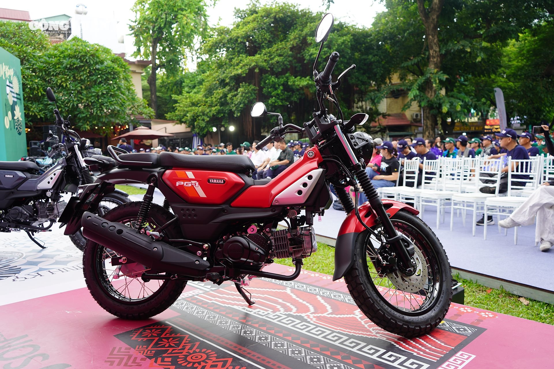 Yamaha PG-1 ABS là mẫu xe đi theo phong cách scrambler đa dụng.