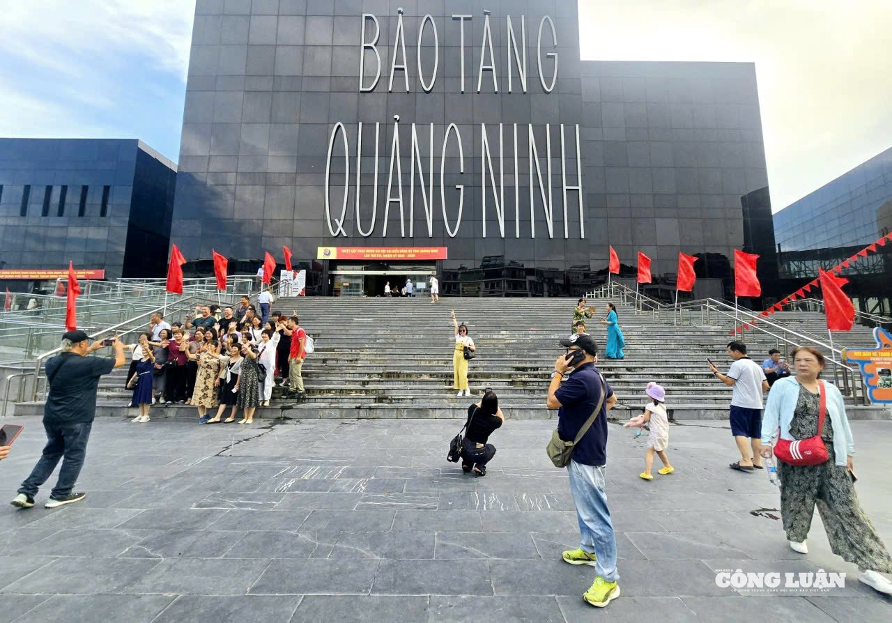 anh-1-kich-cau-du-lic-quang-ninh.jpg