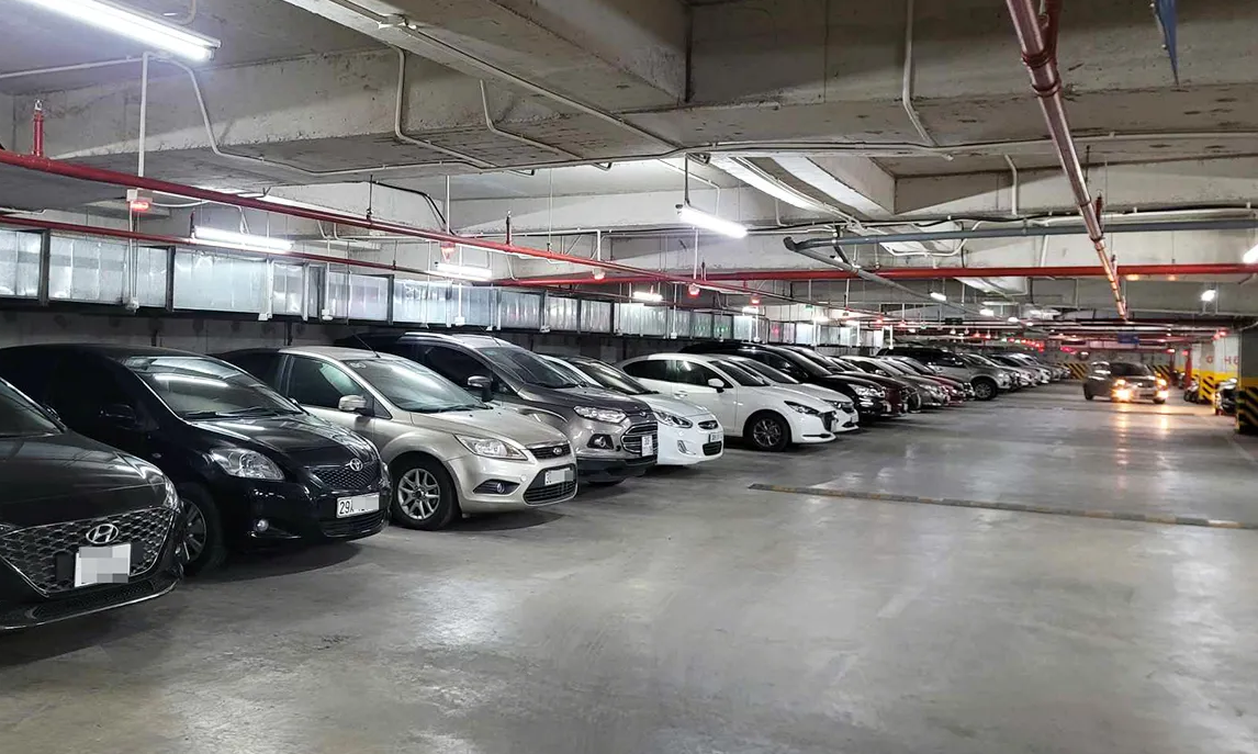 Ảnh 3.Đầu tư xây dựng các bãi đỗ xe ngầm để giảm áp lực nhu cầu điểm đỗ xe tại Hà Nội.Ảnh.TL.