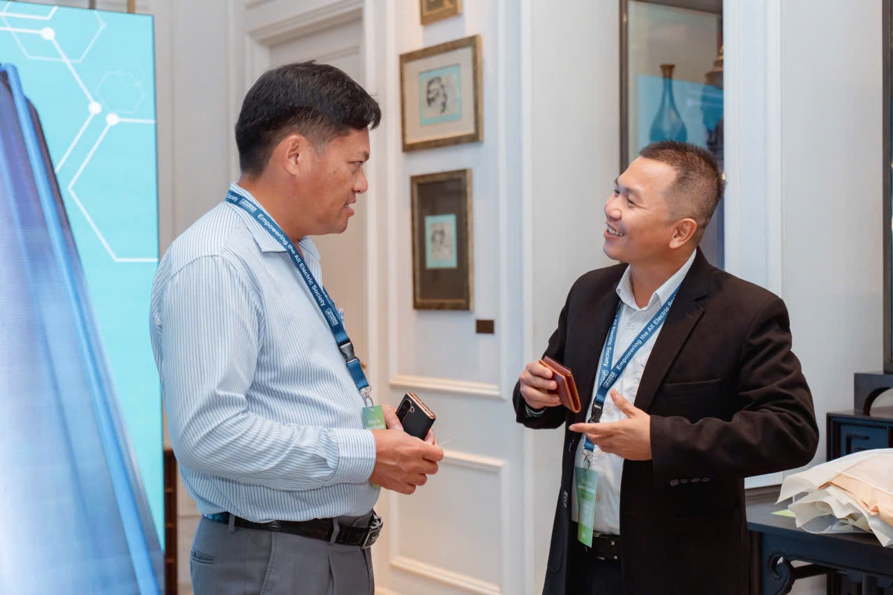 Các chuyên gia nhấn mạnh hợp tác toàn cầu sẽ là động lực thúc đẩy giao thông xanh bứt phá tại Việt Nam.