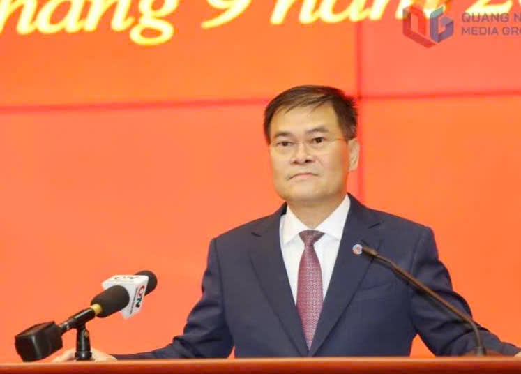 anh-4-ong-bui-van-khanh-giu-chuc-pho-bi-thu-tinh-uy-quang-ninh.jpg