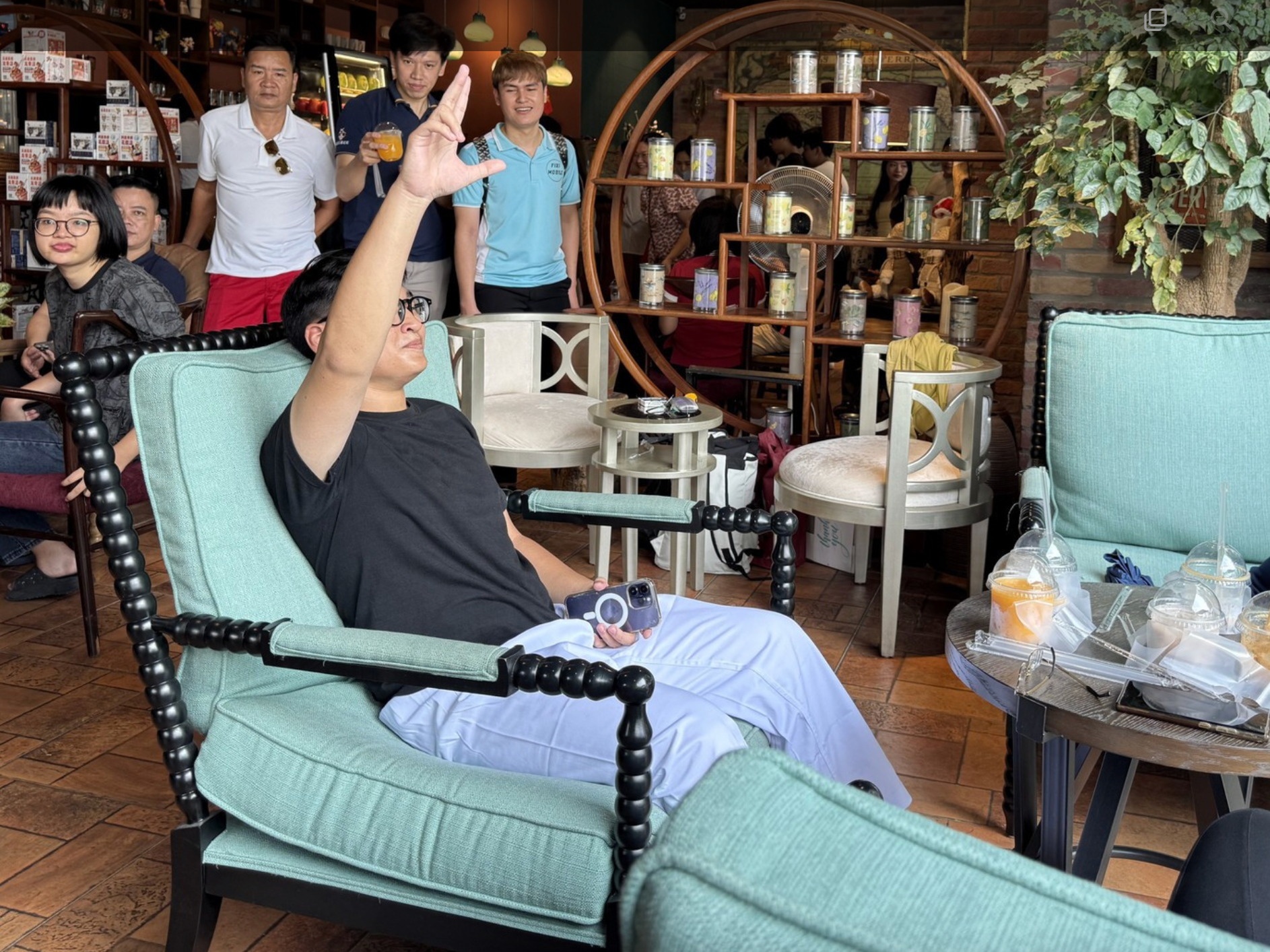 Ảnh màn hình 2025-09-22 lúc 06.56.27