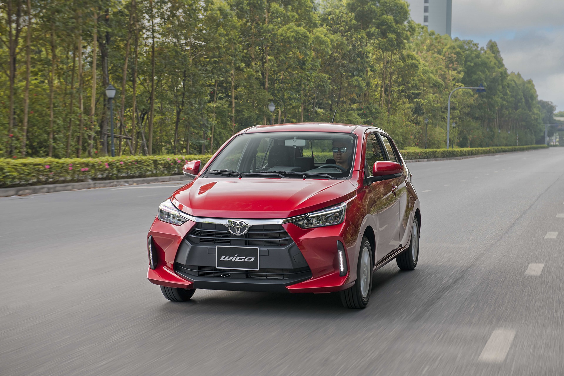 Toyota Wigo thời gian gần đây đang bám đuổi sát sao đối thủ Hyundai Grand i10, dù doanh số cũng đang sụt giảm - Ảnh: TMV
