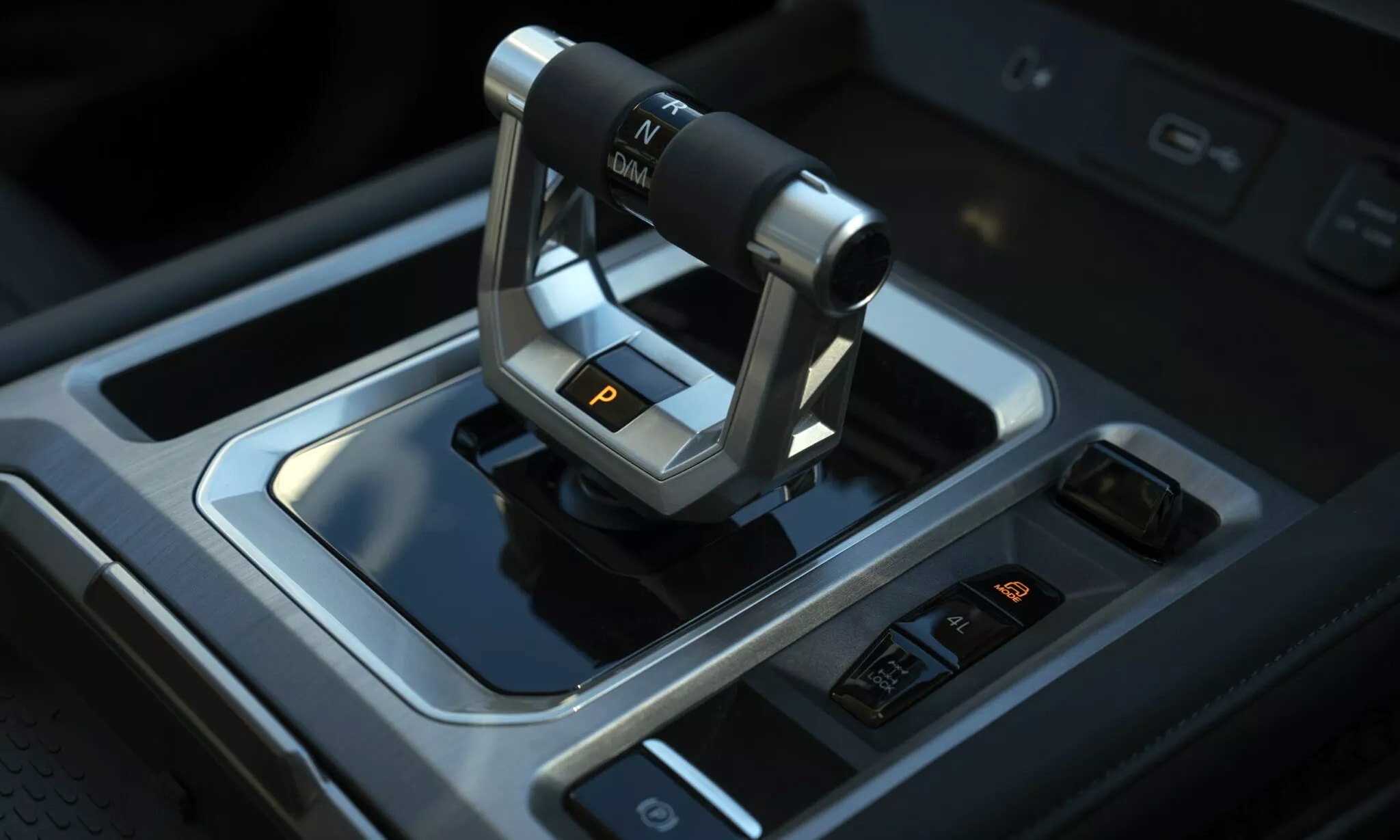 Mẫu xe trang bị hộp số tự động 8 cấp ZF cùng hệ dẫn động 4 bánh BorgWarner - Ảnh: MG