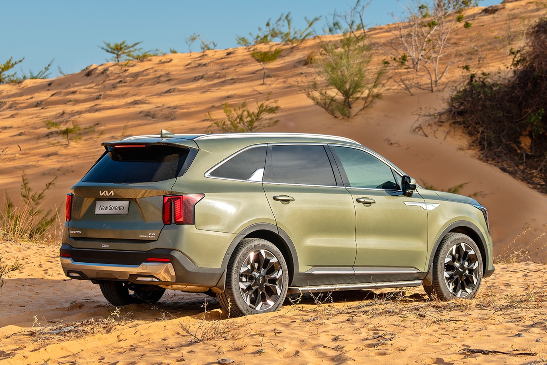 sorento-signature-xanh-offroad-8(1).jpg