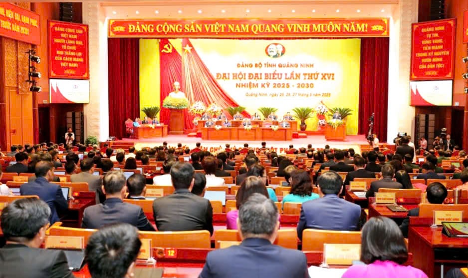 anh-2-khai-mac-dai-hoi-dang-bo-tinh-quang-ninh-lan-thu-16.jpg