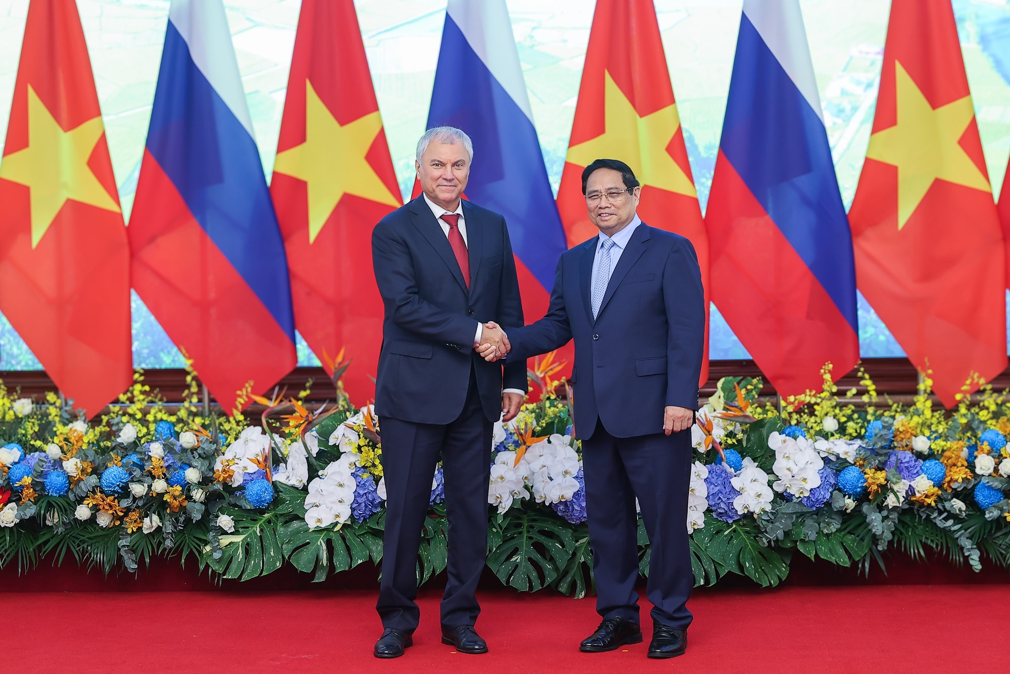 Thủ tướng Phạm Minh Chính tiếp Chủ tịch Duma Quốc gia Nga- Ảnh 2.
