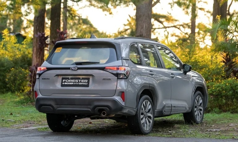 Subaru Forester Hybrid 2026 có thiết kế bắt mắt hơn phiên bản tiền nhiệm - Ảnh: Top Gear Philippines