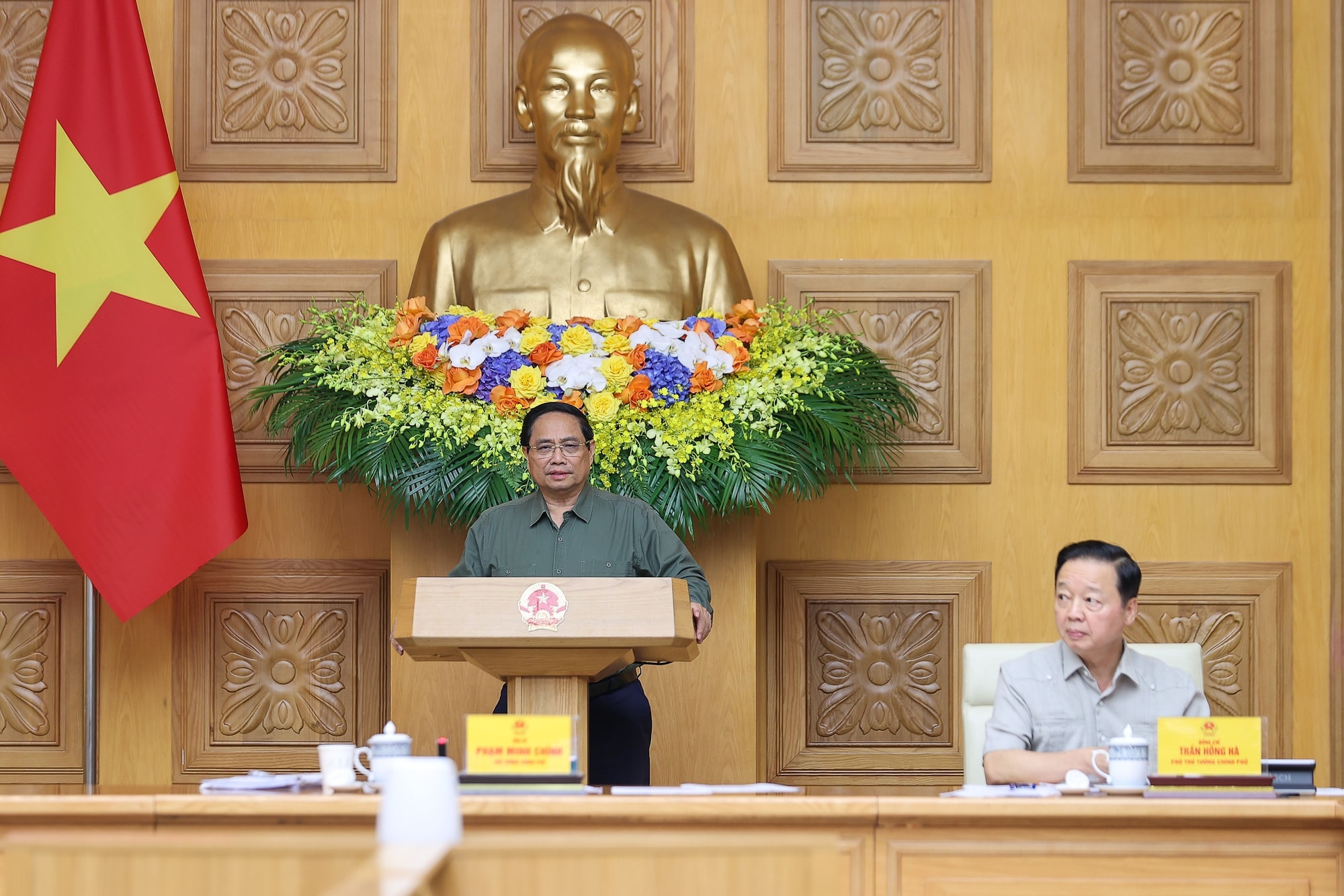 Thủ tướng: 