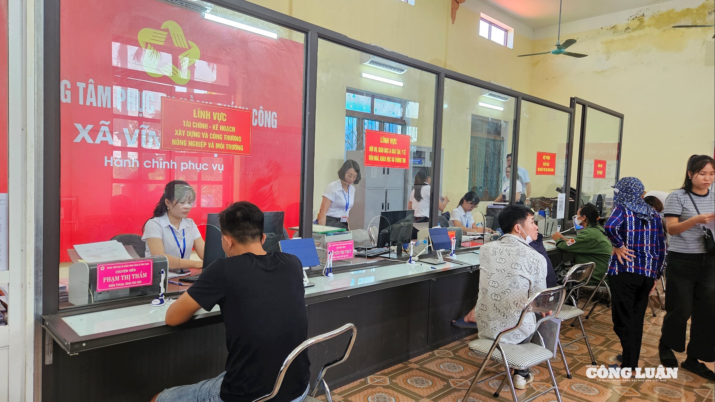 Thành phố phục vụ xã - phường, xã - phường phục vụ Nhân dân - ảnh 3 Hình ảnh: Thành phố phục vụ xã - phường, xã - phường phục vụ Nhân dân số 3