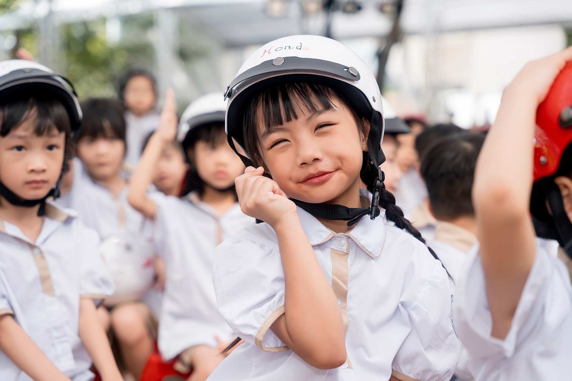 Honda Việt Nam tặng mũ bảo hiểm 7