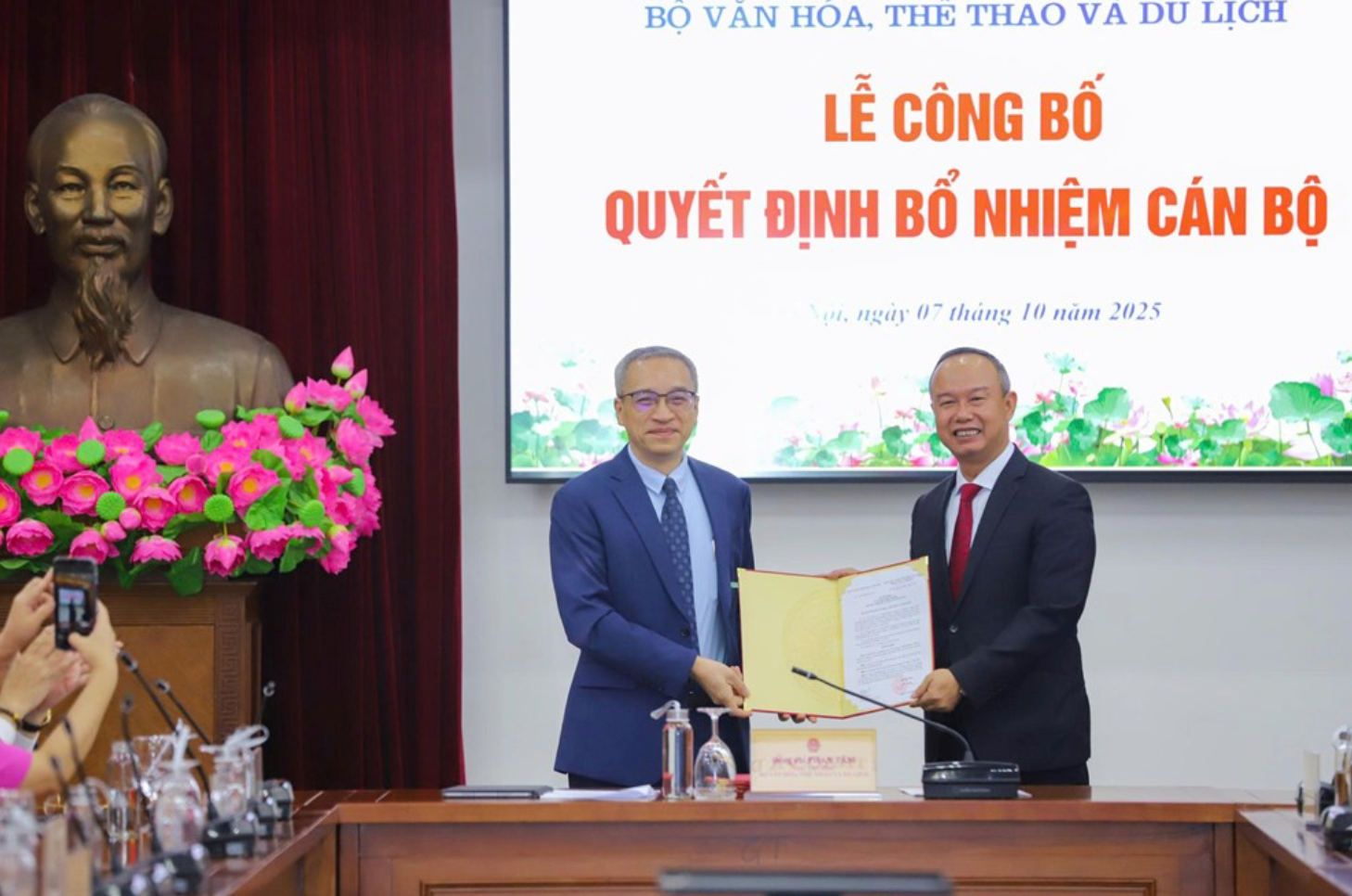 Ảnh màn hình 2025-10-07 lúc 23.37.18