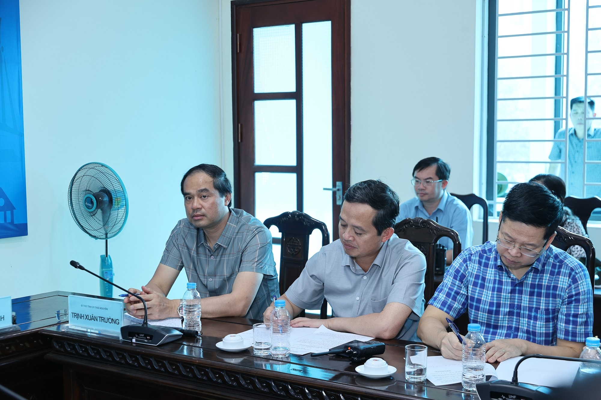 Thủ tướng chỉ đạo 9 nhiệm vụ cấp bách tại Thái Nguyên và xây dựng đường, đê kiên cố hai bên sông Cầu- Ảnh 4.