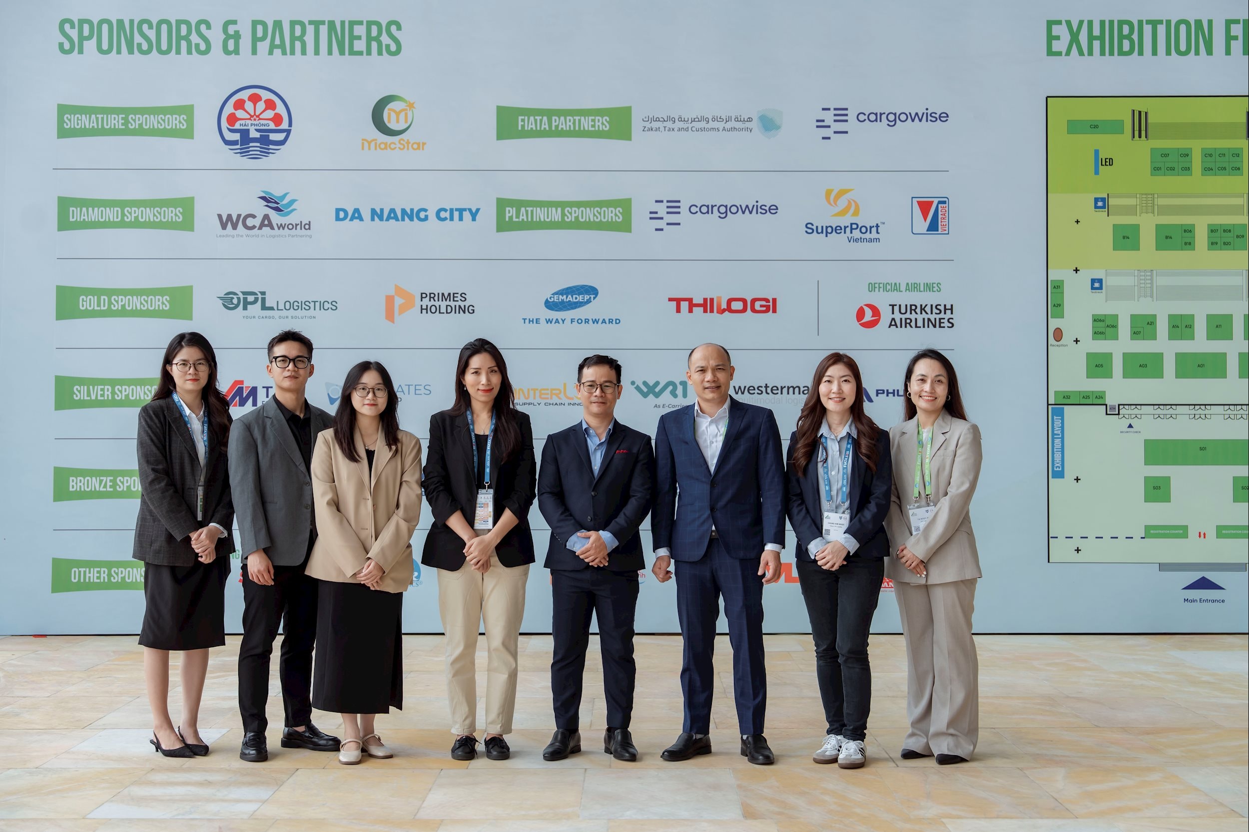 Gian hàng OPL Logistics tại FIATA World Congress 2025 giới thiệu các dịch vụ chủ lực của công ty.