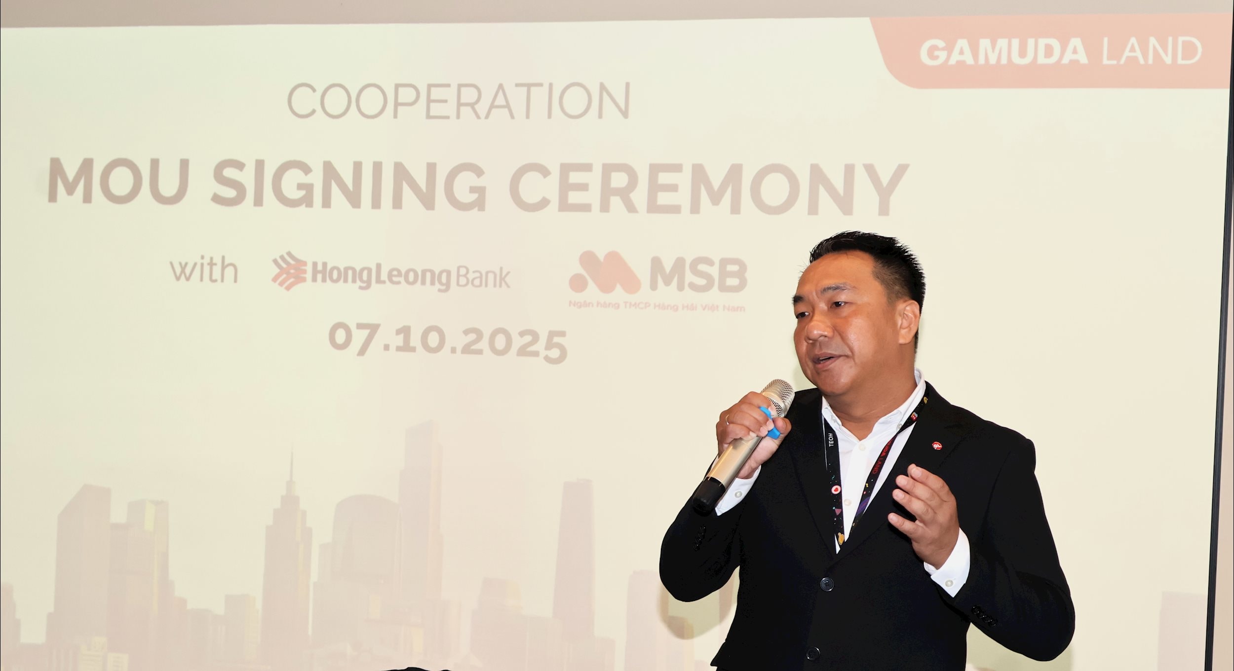 Ông Teoh Chin Siang đại diện Gamuda Land Việt Nam bày tỏ tâm huyết của doanh nghiệp trong việc tìm kiếm những giải pháp tài chính tốt nhất cho khách hàng