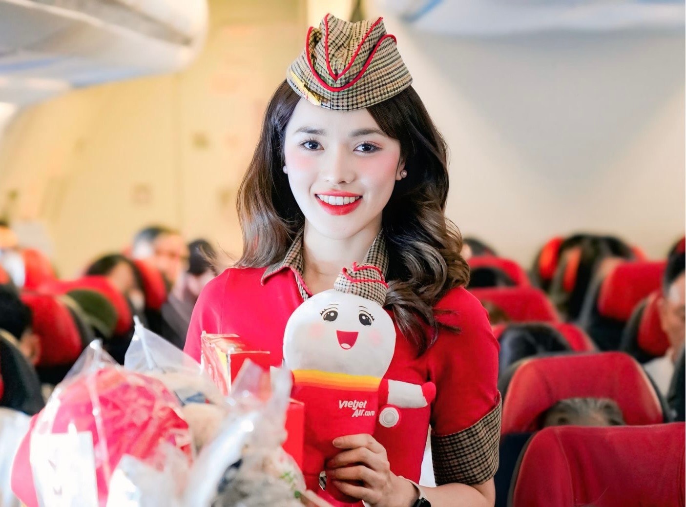 Tiep vien hang khong Vietjet