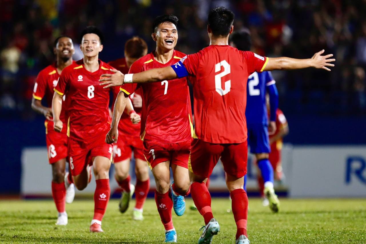 Điểm tin thể thao 10/10: Sao gốc Việt đoạt vé dự World Cup 2026