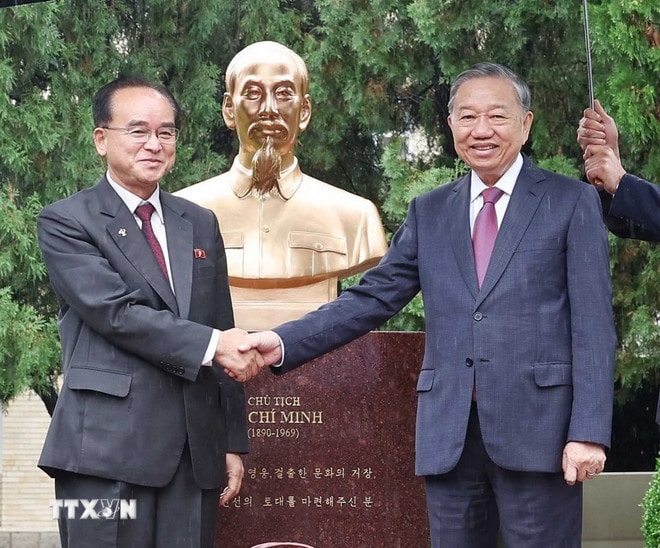 tong-bi-thu-to-lam-tuong-dai-chu-tich-ho-chi-minh-tai-binh-nhuong-3.jpg