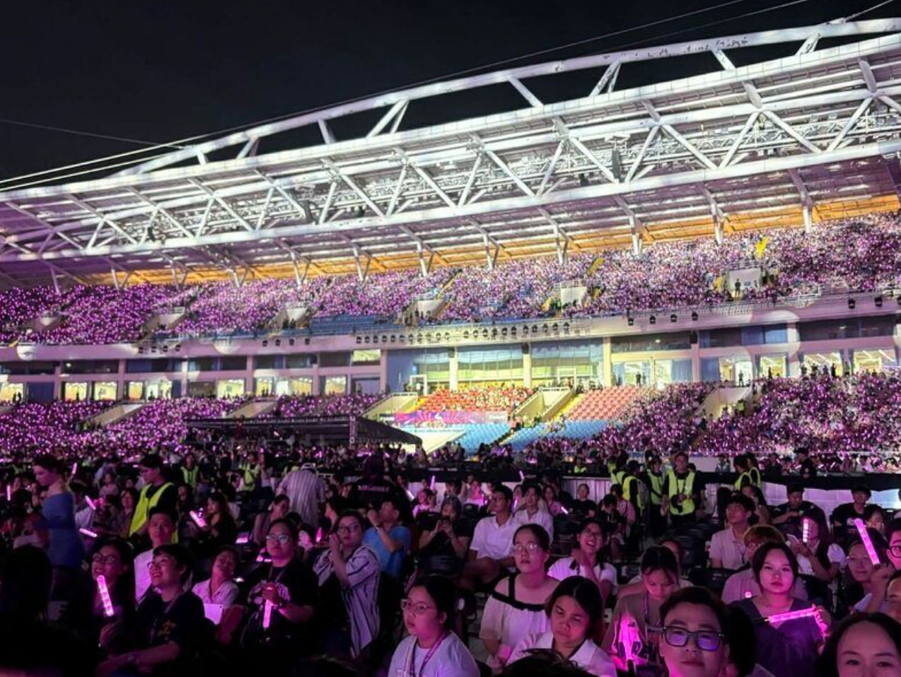 Ảnh màn hình 2025-10-12 lúc 06.35.54