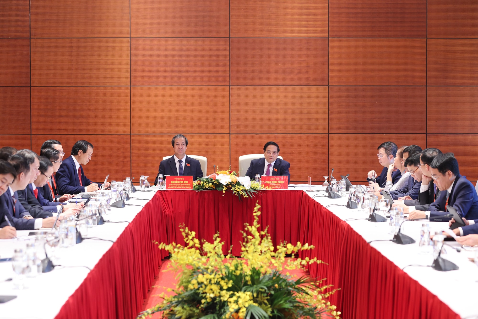 Đại hội Đảng bộ Chính phủ lần thứ I thảo luận tại tổ về các dự thảo văn kiện- Ảnh 2. Đại hội Đảng bộ Chính phủ lần thứ I thảo luận tại tổ về các dự thảo văn kiện- Ảnh 2.