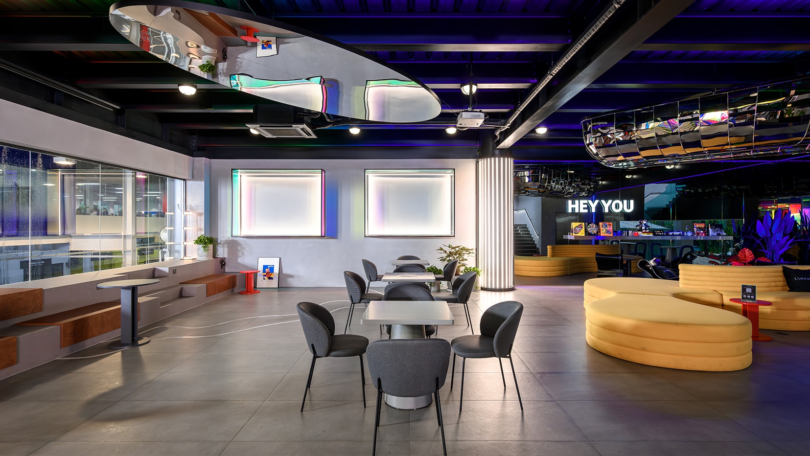 Một không gian của Tasco Co-Club tại showrom Lynk & Co Tân Cảng.