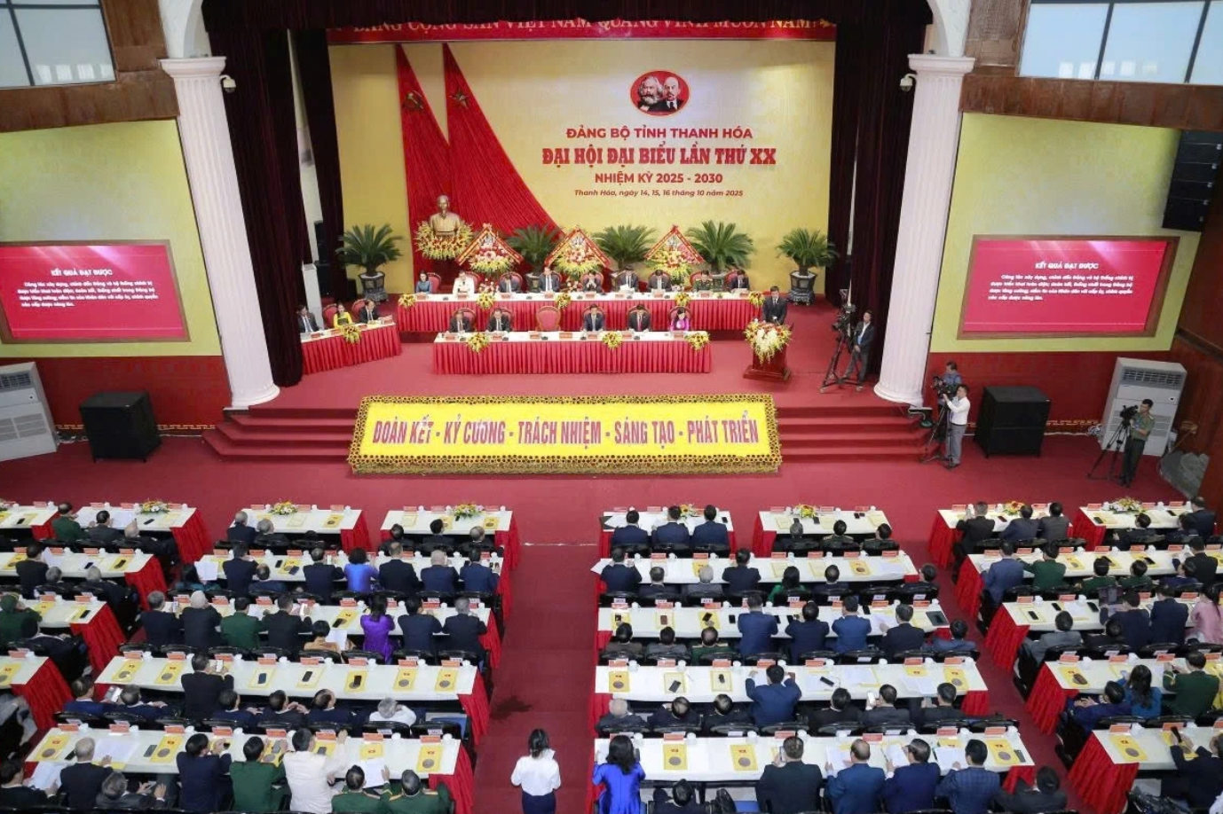 Ảnh chụp Màn hình 2025-10-15 lúc 10.04.37