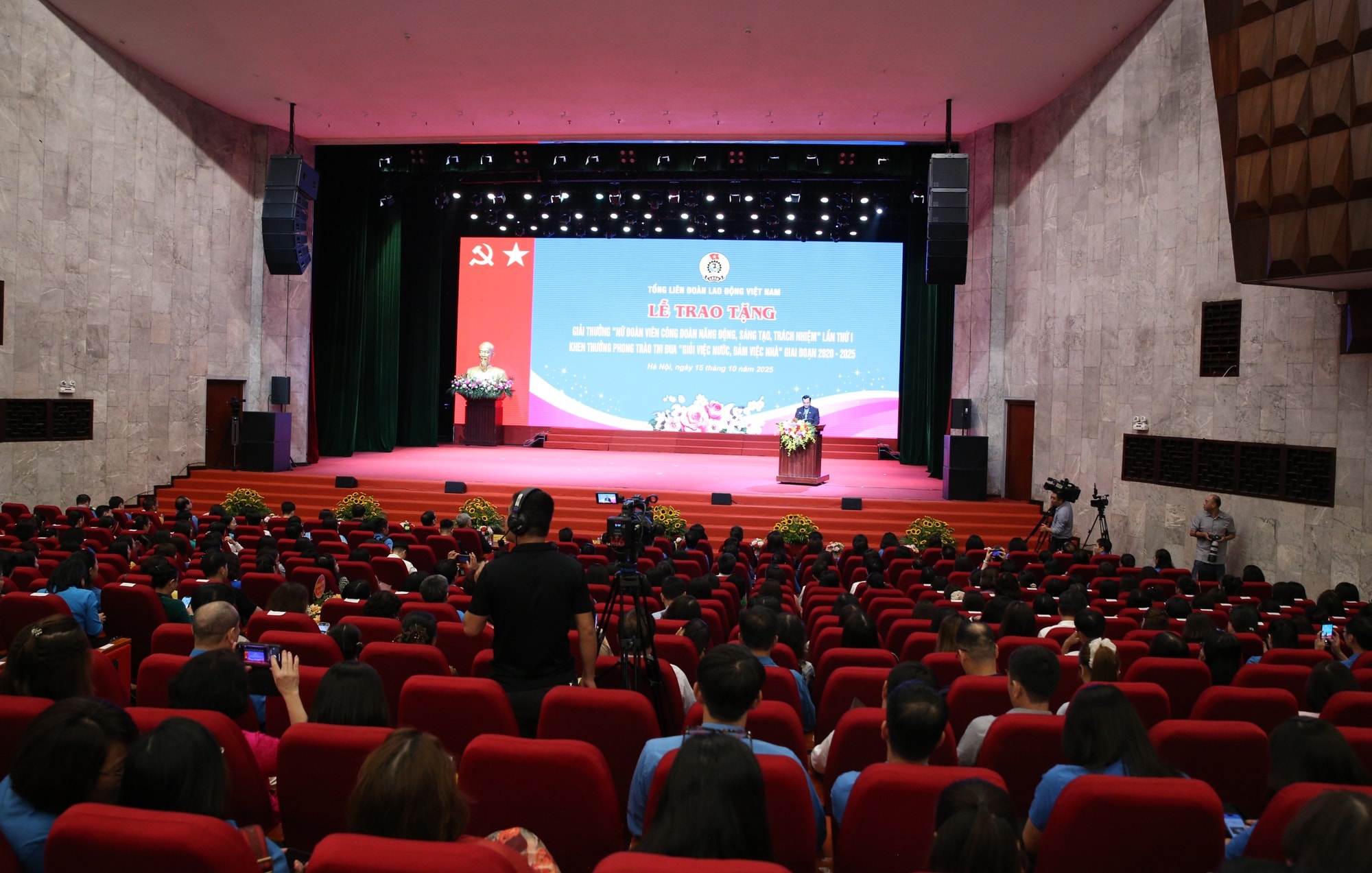 Coi công tác phụ nữ và bình đẳng giới là nhiệm vụ chính trị trọng tâm, xuyên suốt- Ảnh 3.