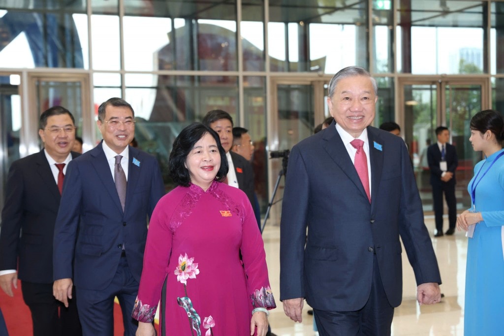 Tổng Bí thư Tô Lâm và lãnh đạo Đảng, Nhà nước dự khai mạc Đại hội đại biểu Đảng bộ TP Hà Nội lần thứ XVIII - ảnh 1 Hình ảnh: Tổng Bí thư Tô Lâm và lãnh đạo Đảng, Nhà nước dự khai mạc Đại hội đại biểu Đảng bộ TP Hà Nội lần thứ XVIII số 1