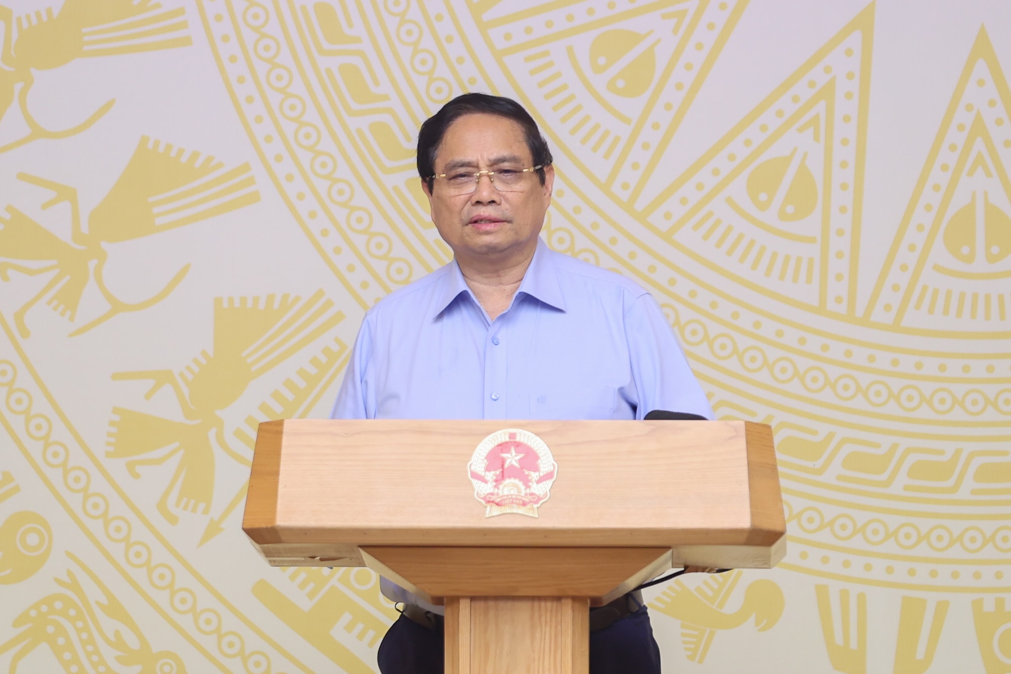 Thủ tướng: Giải ngân vốn đầu tư công vừa là chức trách nhiệm vụ, vừa là lương tâm, đạo đức công vụ của cán bộ- Ảnh 11. Thủ tướng: Giải ngân vốn đầu tư công vừa là chức trách nhiệm vụ, vừa là lương tâm, đạo đức công vụ của cán bộ- Ảnh 11.