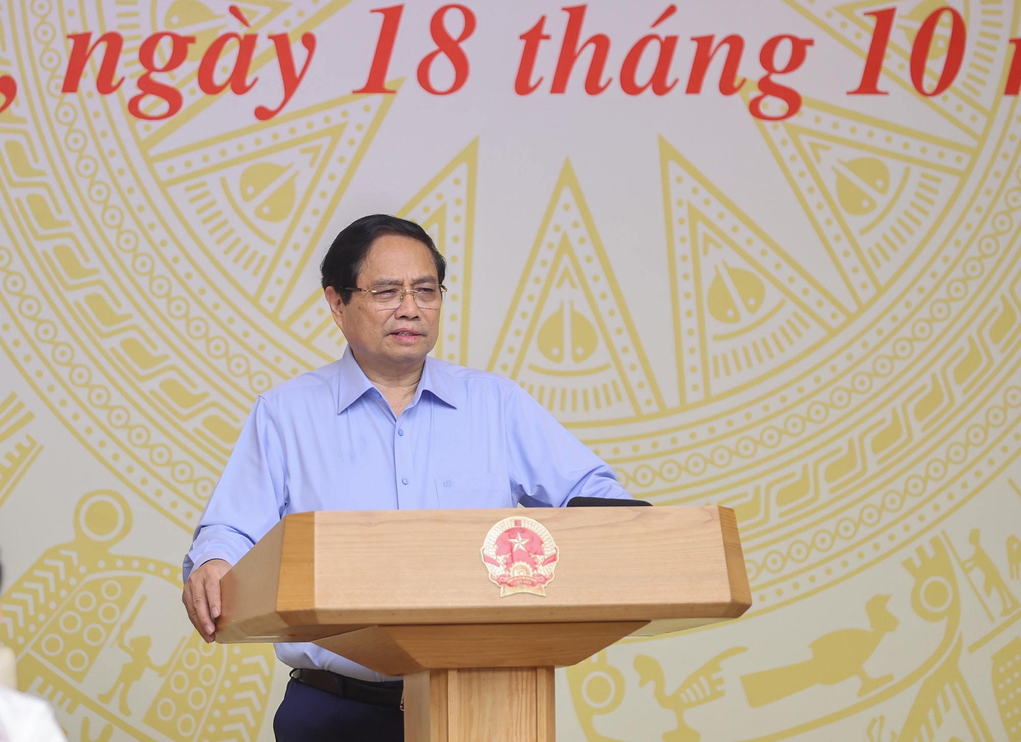 Thủ tướng: Giải ngân vốn đầu tư công vừa là chức trách nhiệm vụ, vừa là lương tâm, đạo đức công vụ của cán bộ- Ảnh 1. Thủ tướng: Giải ngân vốn đầu tư công vừa là chức trách nhiệm vụ, vừa là lương tâm, đạo đức công vụ của cán bộ- Ảnh 1.