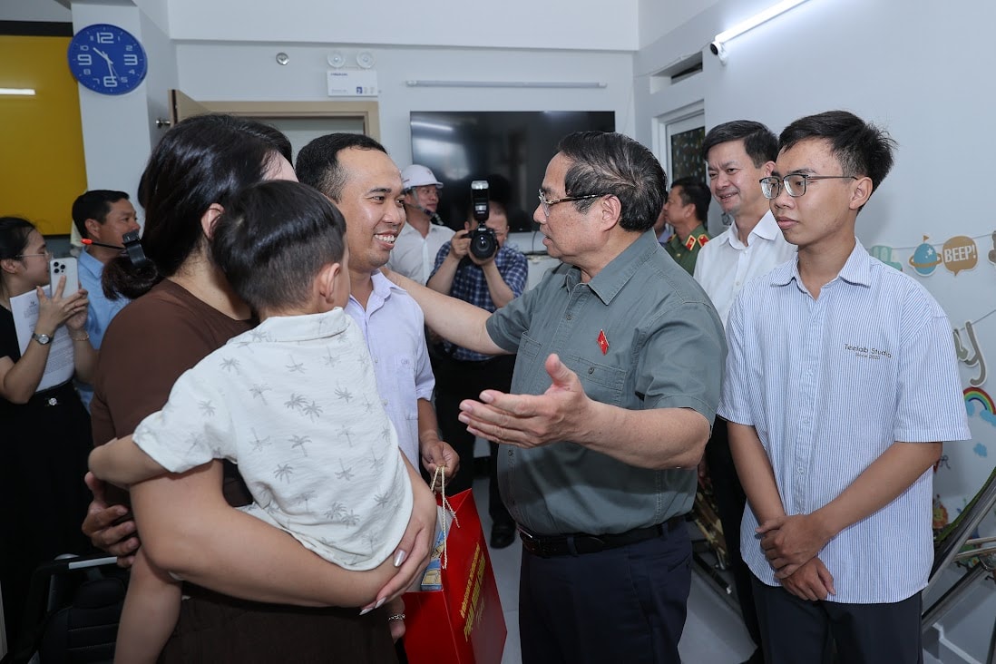 Thủ tướng: Giao các doanh nghiệp làm tốt tiếp tục triển khai các dự án nhà ở xã hội- Ảnh 5.