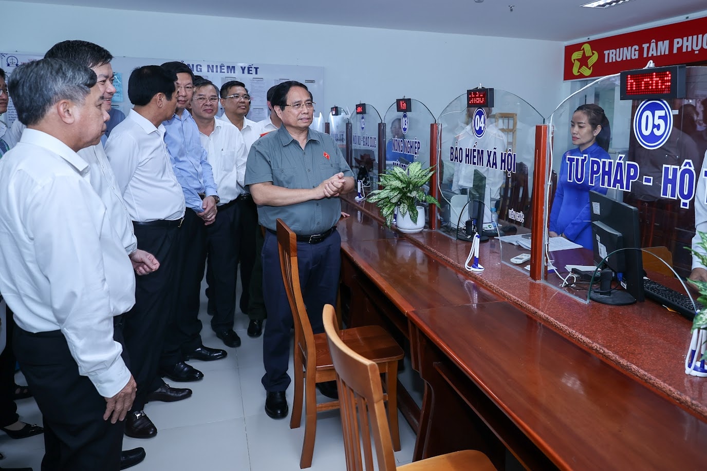 Thủ tướng kiểm tra vận hành chính quyền địa phương 2 cấp tại Cần Thơ- Ảnh 1.