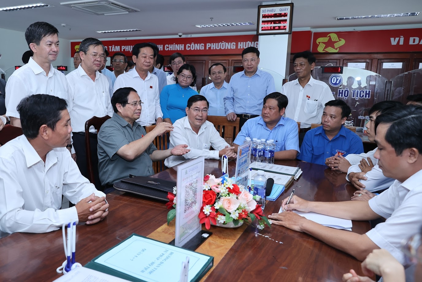 Thủ tướng kiểm tra vận hành chính quyền địa phương 2 cấp tại Cần Thơ- Ảnh 4.