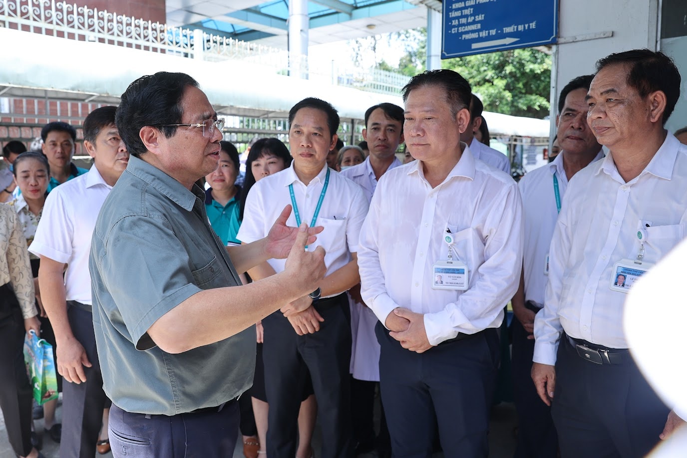 Thủ tướng: Chậm nhất cuối năm 2026 phải xong dự án Bệnh viện Ung bướu Cần Thơ- Ảnh 4.